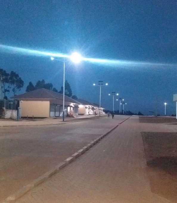 建德市非洲科特迪瓦太阳能路灯工程